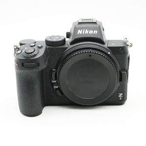 美品 Nikon ニコン ｚ５ ボディ ミラーレスカメラの画像7