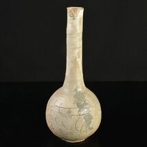 中国美術　磁州窯　白磁　刻亀文　耳付鶴首瓶　高さ約31cm　時代箱　古玩　VLZU_画像5