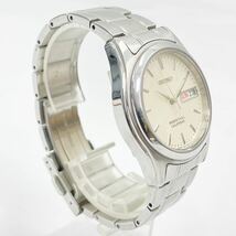 SEIKO セイコー 8F33-00A0 パーペチュアルカレンダー 3針 クオーツ ベルト純正 メンズ 腕時計 デイデイト R尼0207〇_画像4