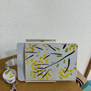 定期入れリール付き　デコパージュ 黄色お花