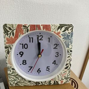 掛け時計 置き時計 デコパージュ 白地モリス