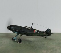 完成品1/144　タカラ/長谷川の「世界の傑作機」からメッサーシュミットBf109T、モーターライズ。空母「グラーフ・ツェッペリン」搭載予定機_画像1