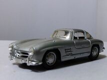 ★メルセデスベンツ　300SL　　　　　1/43カララマ★_画像9