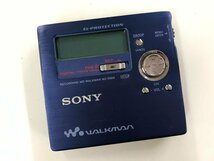 SONY MZ-R909 ソニー MDプレーヤー WALKMAN MDウォークマン 2点セット◆ジャンク品 [3429W]_画像3