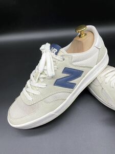 衝撃プライス！【フリーク待望モデル！】シンプルな1足！【new balance WRT300RV/B】高級スニーカー/白灰紺/jp24cm