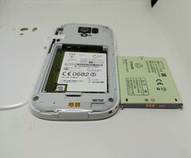 ワンセグテレビ F-06F らくらくスマートフォン3 富士通 os4.4 契約無しでもワンセグ動作 4.5インチ 防水ワンセグ お風呂テレビ_画像8