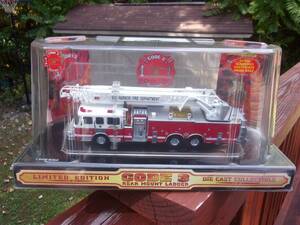 Code 3 Sag Harbor, NY American LaFrance Rear Mount Ladder Truck C91 - #12725 海外 即決