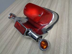 2004 Suzuki Volusia 800 Used taillight tail light brake light assembly 海外 即決