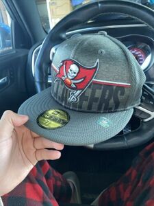 New Era Pewter Tampa Bay Buccaneers 2023 Raining Camp 59fifty 7 1/2 海外 即決