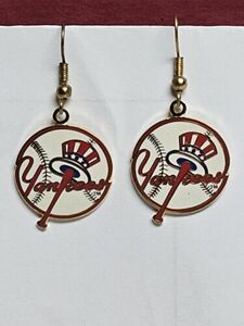 NY YANKEES JEWELRY DANGLING EARRINGS by PETER DAVID 海外 即決