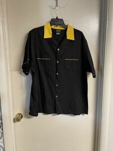 Hilton Men’s Bowling Shirt Black With Yellow Trim Size XL Button Down Pockets 海外 即決