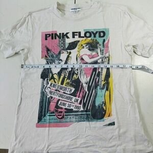 Vintage Album Live @ One worth UK 1990 Pink Floyd Tee Shirt Size Small 海外 即決