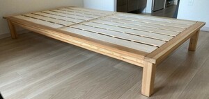 簡単に組立て出来る木製ベッドフレーム (手渡し又は輸送業者引取りでのお取引)