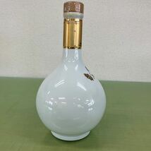 ▲古酒 NIKKA スーパーニッカ ウイスキー 陶器ボトル 有田焼 彌右衛門 600ml 未開封 #25_画像3