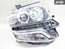 ホンダ純正 JF1 JF2 N-BOX カスタム 後期 HID ヘッドライト ヘッドランプ 右 右側 運転席側 KOITO 100-62221 棚2L14_画像1