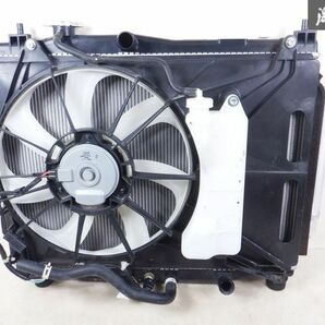 ホンダ純正 GK3 フィット ラジアル ラジエーター コンデンサ― 電動ファン シュラウド 223000-3151 棚2H12の画像8