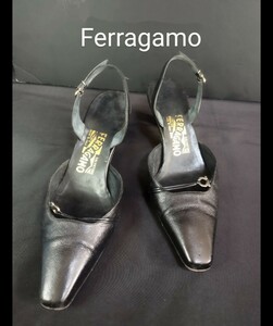 ★美品 サルヴァトーレ フェラガモ Salvatore Ferragamo Florence パンプス 5 1/2 ブラック 正規品 レディース 靴 ローヒール 女性 黒