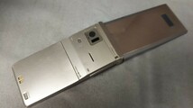 D5018 docomo FOMA F-07F FUJITSU 富士通/ガラケー/ケータイ 折畳式 簡易動作確認＆簡易清掃＆初期化OK 判定○ 現状品 送料無料　_画像5