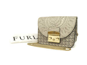 16500 美品 FURLA フルラ メトロポリス ペイズリー レース柄 ロゴ G金具 チェーン ショルダーバッグ 斜め掛け 鞄 グレージュ イタリア製