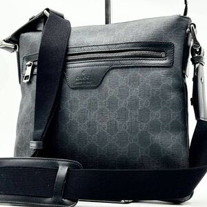 ●極美品●GUCCI グッチ GGスプリーム ショルダーバッグ メッセンジャー サコッシュ GG柄 レザー PVC 斜め掛け可 メンズ 黒 ブラック