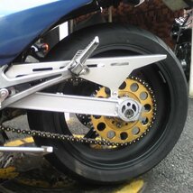 BigOne 世界No.1メーカー KMC XLR200ホーネット250DR200S GSX-R750バンバン200TS200R CBR400R FZ400R KTR250WR250Rチェーン Black 520-120L_画像4