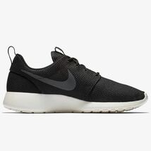 12,100円! 25.5cm 新品 NIKE ROSHE ONE ナイキ ローシ ワン ローシワン メンズ スニーカー カジュアルシューズ 軽量 黒 ブラック グレー 白_画像5