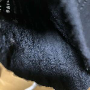 センソユニコ慈雨ブラック黒シースルー薄手ウールロングジャケット 襟元絞り調整ありUSED※レディースアウター・ジャケットの画像4