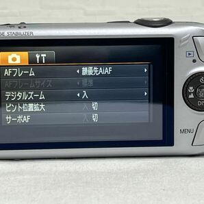 Canon IXY 930 IS デジカメ PC1437 動作OK シルバー バッテリー,アダプター,箱付きの画像3