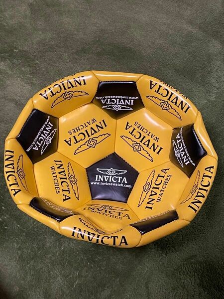 INVICTA アメリカブランド時計　購入時の景品サッカーボール