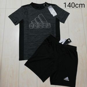 adidasアディダス　Ｔシャツ・ショートパンツ　上下セット