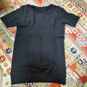 加圧メンズTシャツ 黒 LLサイズ（XS程度）