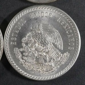 (520)外国貨幣大型メキシコ銀貨4枚 1968年メキシコオリンピック25ペソ1948年クアウテモック王5ペソ 独立戦争150周年10ペソ硬貨コインの画像10