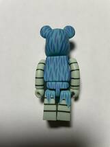 WORLD WIDE TOUR TIM BISKUP BE@RBRICK 100% ベアブリック　MEDICOM TOY　メディコムトイ_画像2