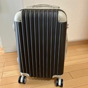 【未使用タグ付き】TSAロック キャリーケース　SSサイズ　約30Ｌ