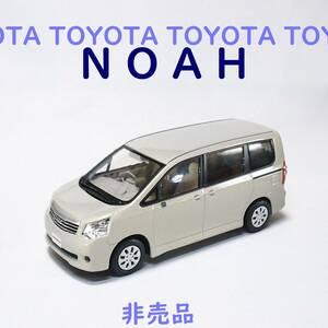 ●送料無料 トヨタ ノア 2代目 ●非売品 金属製 オリジナル 大型ミニカー カラーサンプル TOYOTA NOAH R70