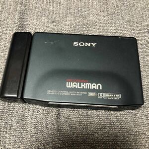 ジャンク SONY レコーディングウォークマン WM-R707 本体 電池ケース ソニー