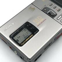 ★☆ジャンク　再生○ 録音× 外観美品　SONY MZ-R30 WALKMAN ポータブルMDレコーダー　MADE IN JAPAN☆★_画像2