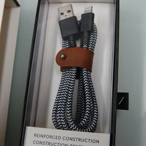 NATIVE UNION /Belt Cable USB-C to USB-A 1.2m 急速充電ケーブル レザーストラップ付き (Zebra)の画像3