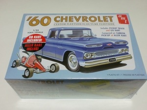  AMT 1/25 シボレー カスタム フリーサイド ピックアップトラック 1960 CHEVROLET CUSTOM FLEETSIDE PICKUP TRUCK w/ GO KART amt 1063　