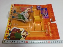 マテル ディズニー ノートルダムの鐘 カジモド PVC 台紙 Disney The Hunchback of Notre Dame Quasimodo MATTEL 69414　_画像3