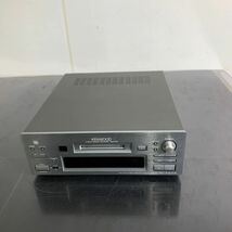 HL002.型番：DMF-7002.0319.KENWOOD MDレコーダー .オーディオ機器 MDデッキ .ジャンク_画像1