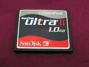 ★ハローカメラ★9924 コンパクトフラッシュ CFカード 1GB 1枚 動作品 フォーマット済み 即決あり