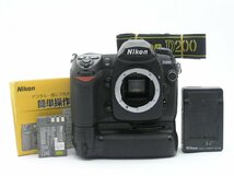 ★ハローカメラ★9738　Nikon D200.MB-D200付 Body ( No. 2069446 )1020万画素 【 付属品あり】動作品、現状　1円スタ－ト_画像1