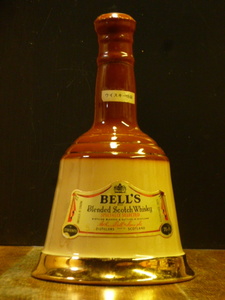 特級ベル「BELL'S」 陶器 1980年代末～ 20年以上貯蔵原酒使用 75cl 当時最上位 ブレアアソール グレンリベット カリラ BELL'S・D-0229-A