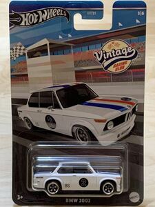 【ドン・キホーテ限定/新品：未開封】HOT WHEELS ホットウィール BMW 2002 [ヴィンテージ レーシングクラブ]