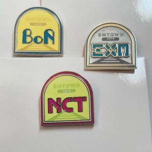 【レア】1点限り！SMTOWN ランダムピンバッジ nct boa exo