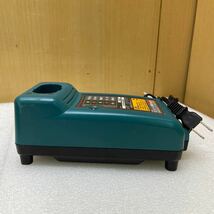 HY0002 makita DC1414 純正 7.2-14.4V 充電器　 中古　0304_画像4