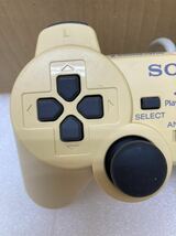 HY0101 アナログコントローラー　DUALSHOCK2　セラミック・ホワイト　デュアルショック2　SCPH-10010 現状品　0308_画像2