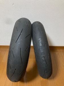 ダンロップ　α-13SP 前後セット 110/70R17 140/70R17 溝たっぷり　まだまだ使えます　検）ピレリ スパーコルサ CBR R25 R3 NINJA 250