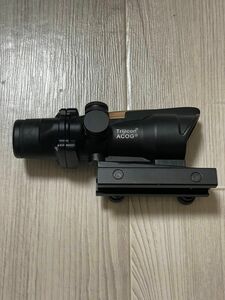 【週末値下げ】Trijicon　トリジコン　ACOGタイプ　ドットサイト